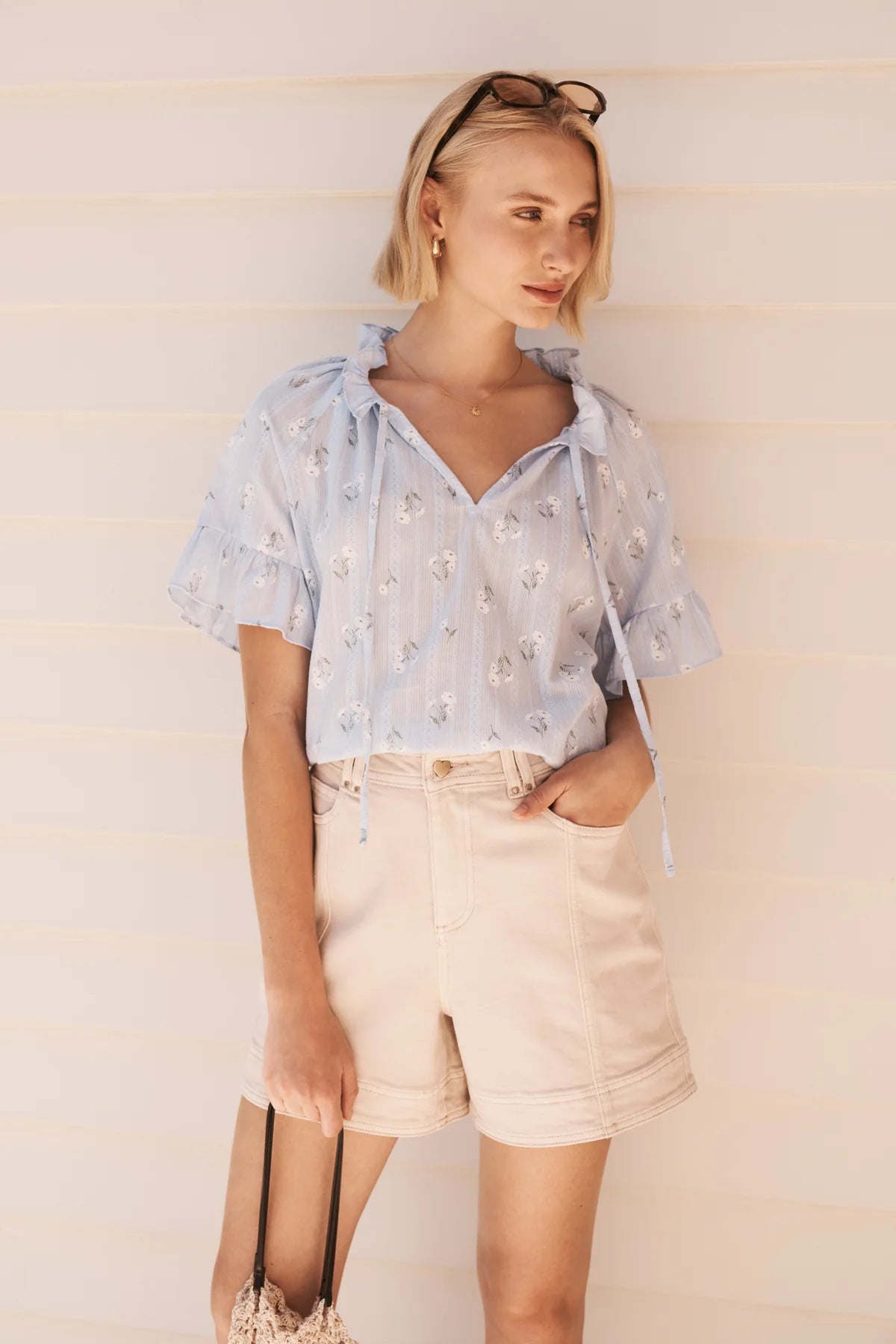 Kireina | Sydney Short | Sand