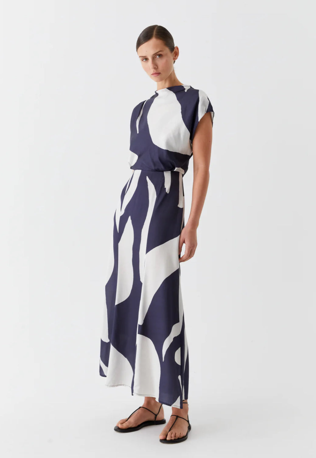 Morrison | Fredrika Dress | Print Navy/WhiteThe