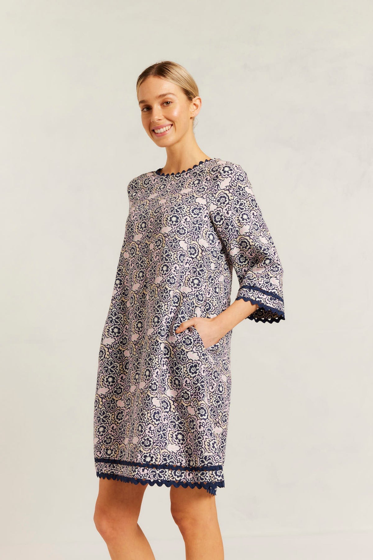 Alessandra | Claire Linen Dress | Navy Raya Print