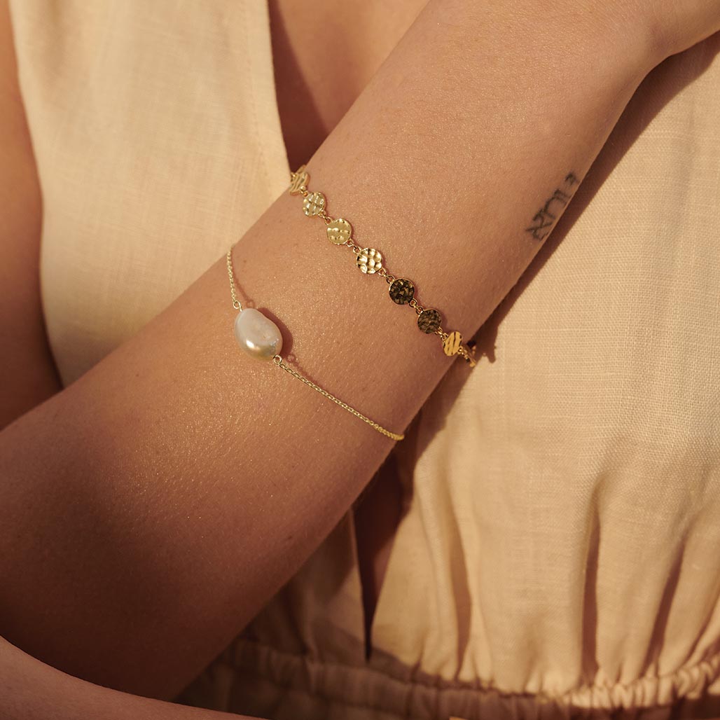 Murkani | Aphrodite Goddess Pearl Bracelet | 18KT Yellow Gold Plate