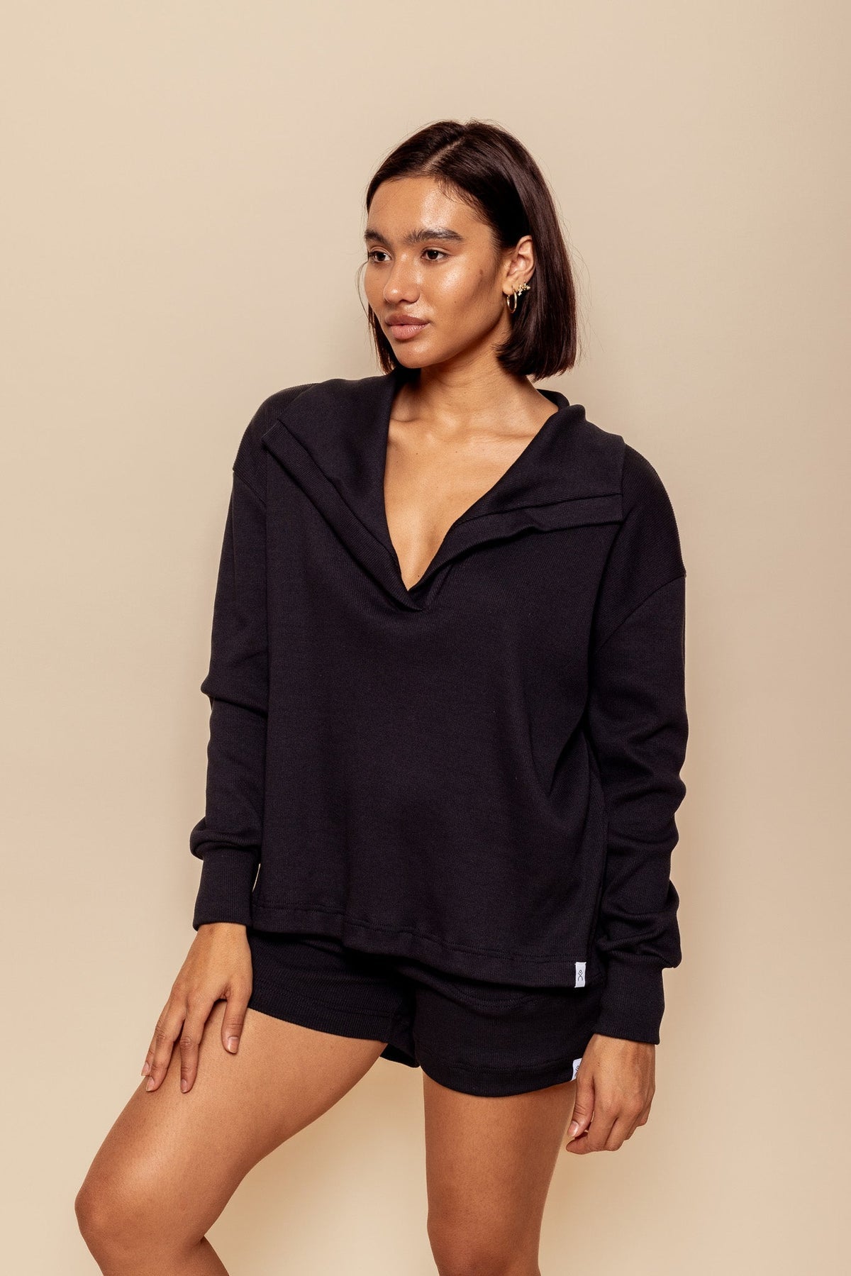 DK Active | Time Out Top | Black