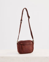 Juju &amp; Co | Camera Crossbody | Cognac