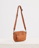 Juju &amp; Co | Camera Crossbody | Tan
