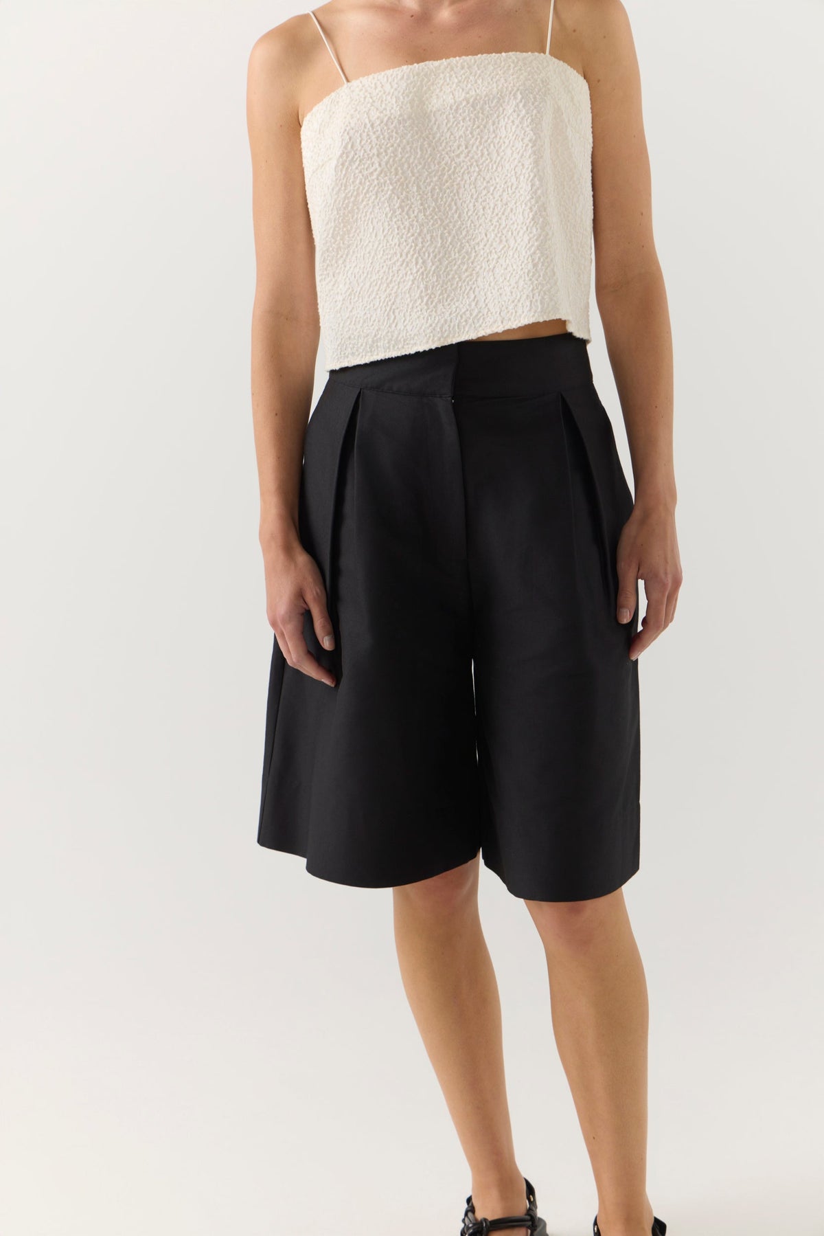 Foemina | Nadine Short | Black Poplin