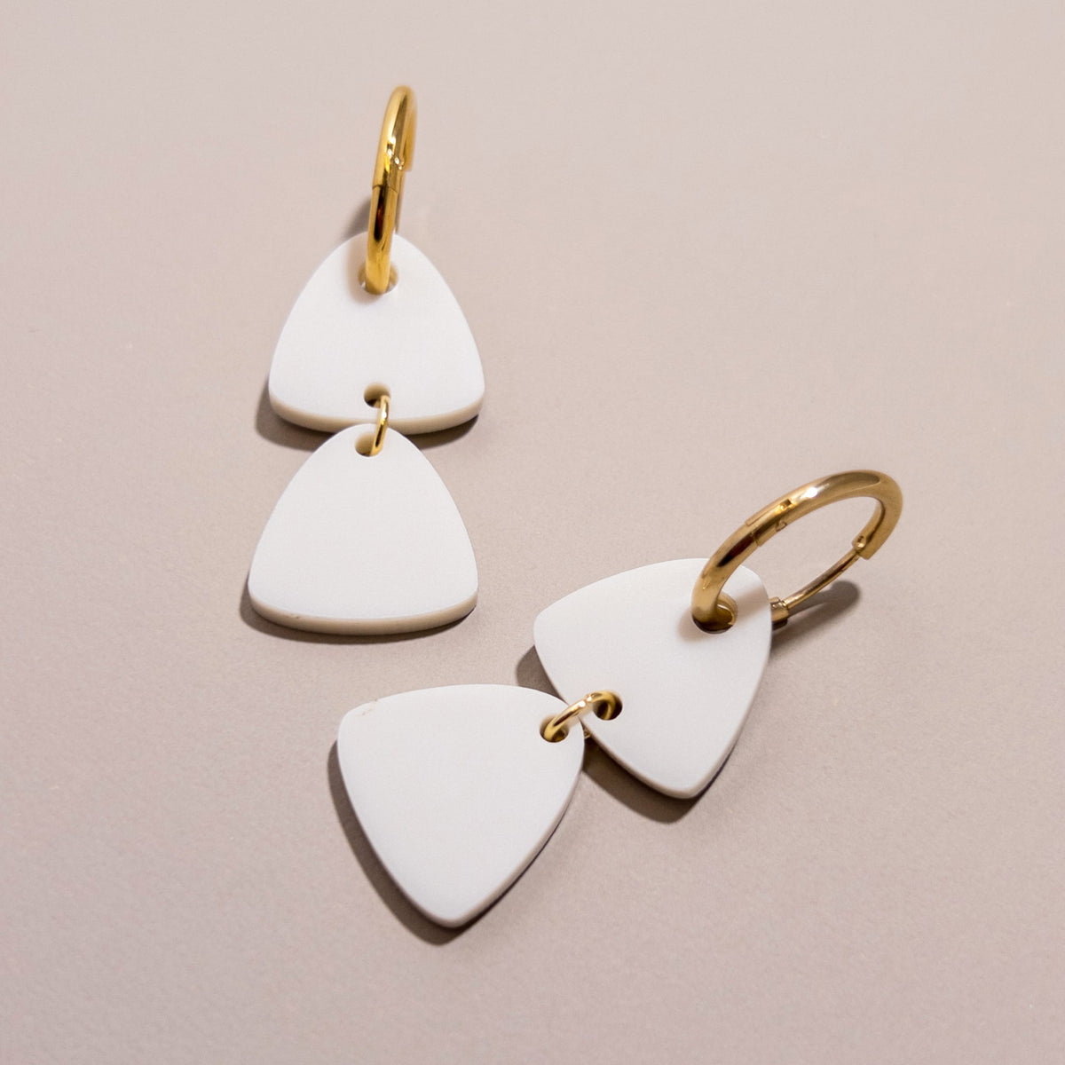 Mingled | Freya Huggie Dangle | Ivory Beige