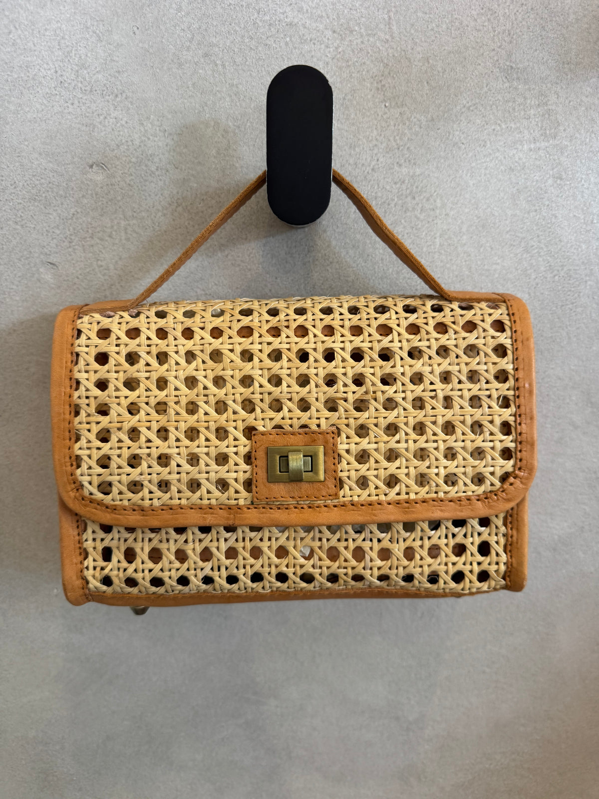 State Of Embrace | Le Clutch | Tan