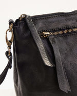 Juju & Co | Large Essential Pouch | Black