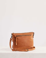 Juju & Co | Large Essential Pouch | Tan