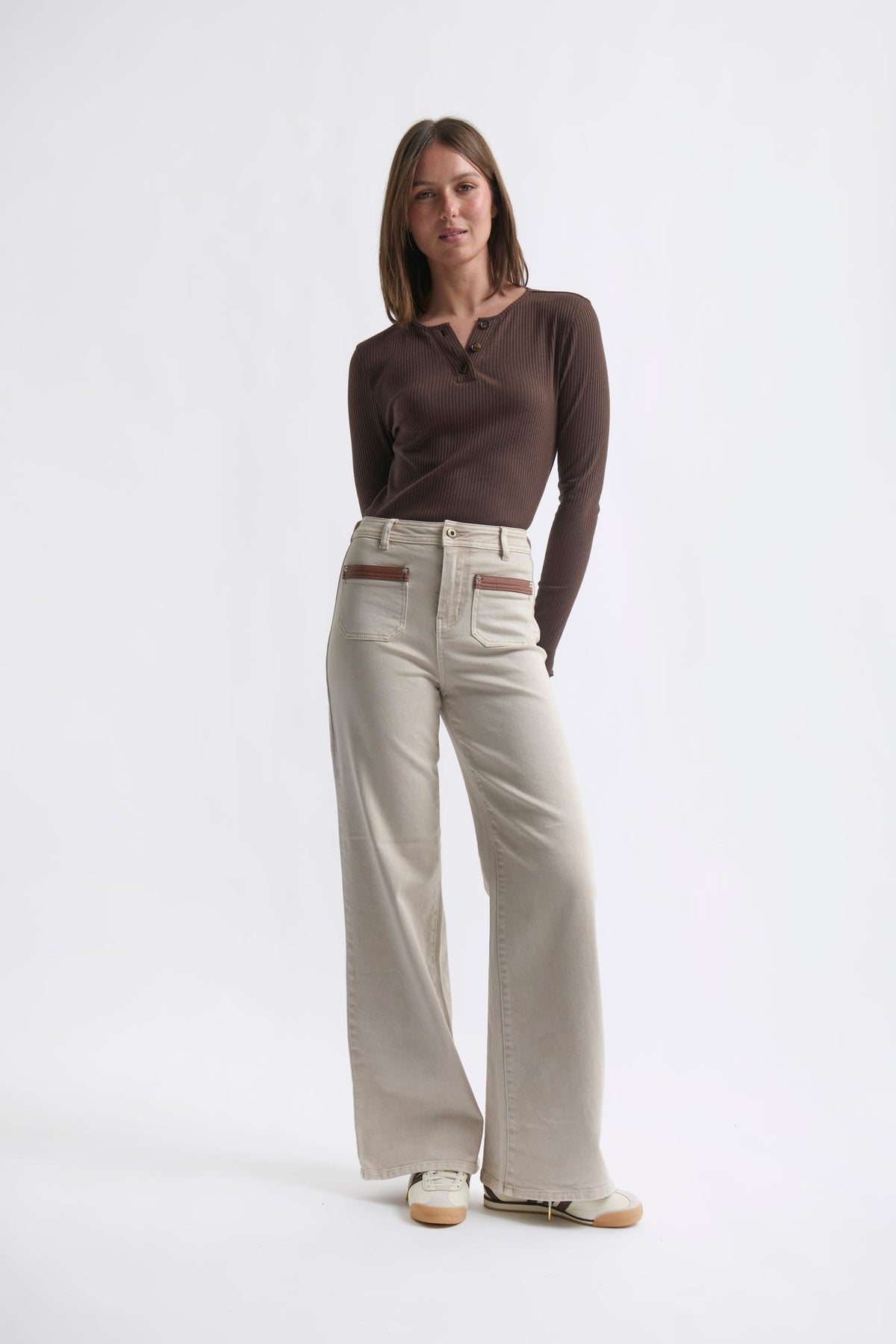 Kireina | Harper Jean Leather Pocket | Sand