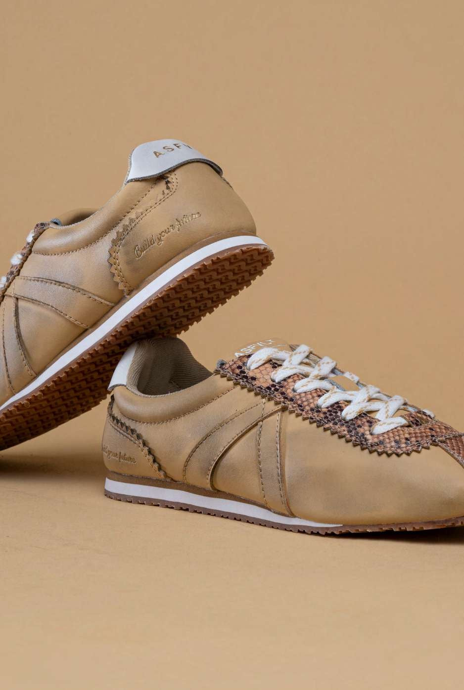 ASFVLT Sneakers | Sienna | Worn Sand/Snake