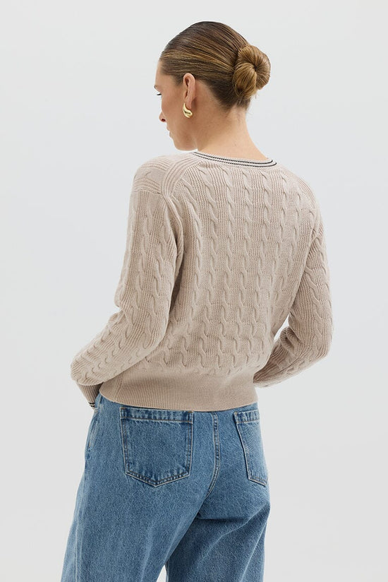 Iris & Wool | Crop Cable Sweater | Oatmeal