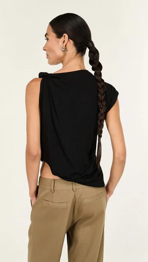 Staple The Label | Eva Twist Detail Top | Black