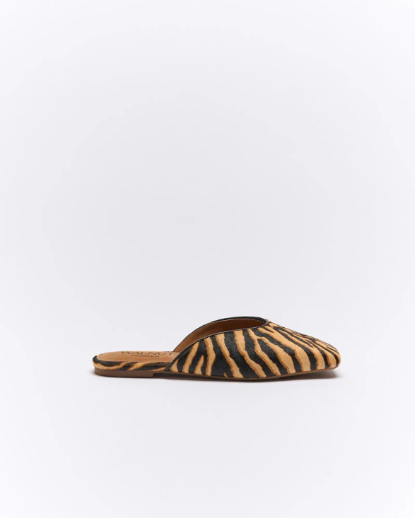 Walnut | Tyla Leather Mule | Tan Zebra