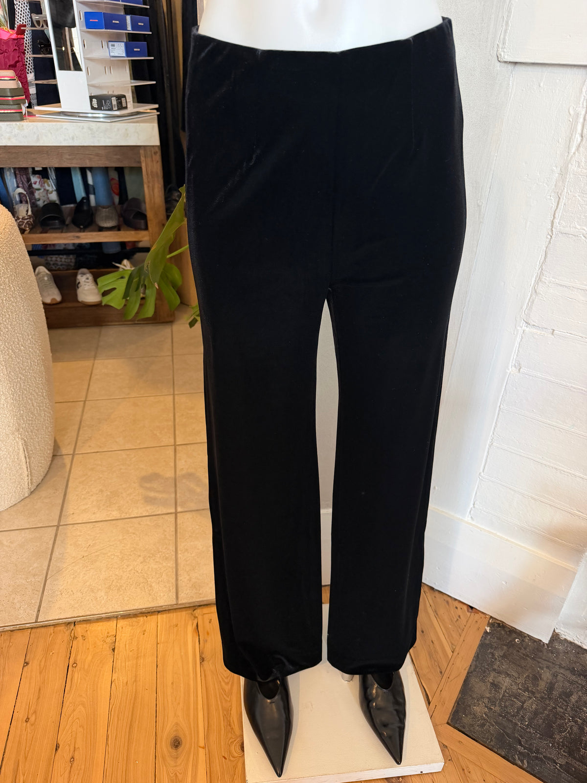Sophie Moran | Velvet Straight Leg Pants | Black