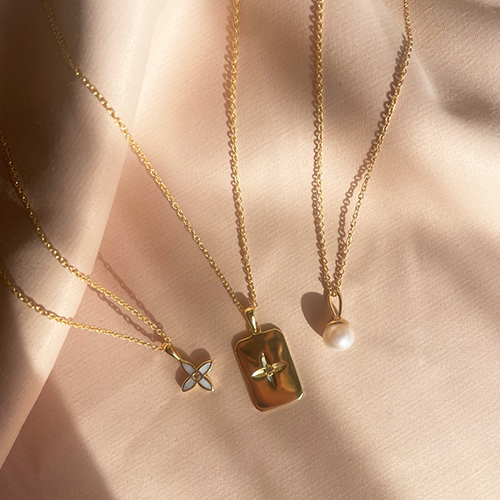 Murkani | Desert Flower | Pearl Necklace | Yellow Gold
