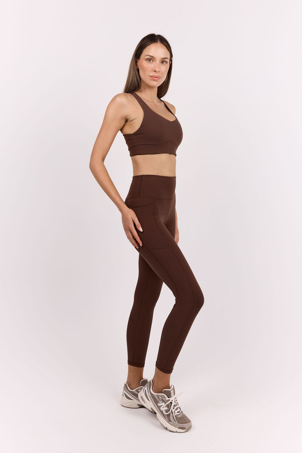DK Active | Elevate 7/8 Tight | Chocolate