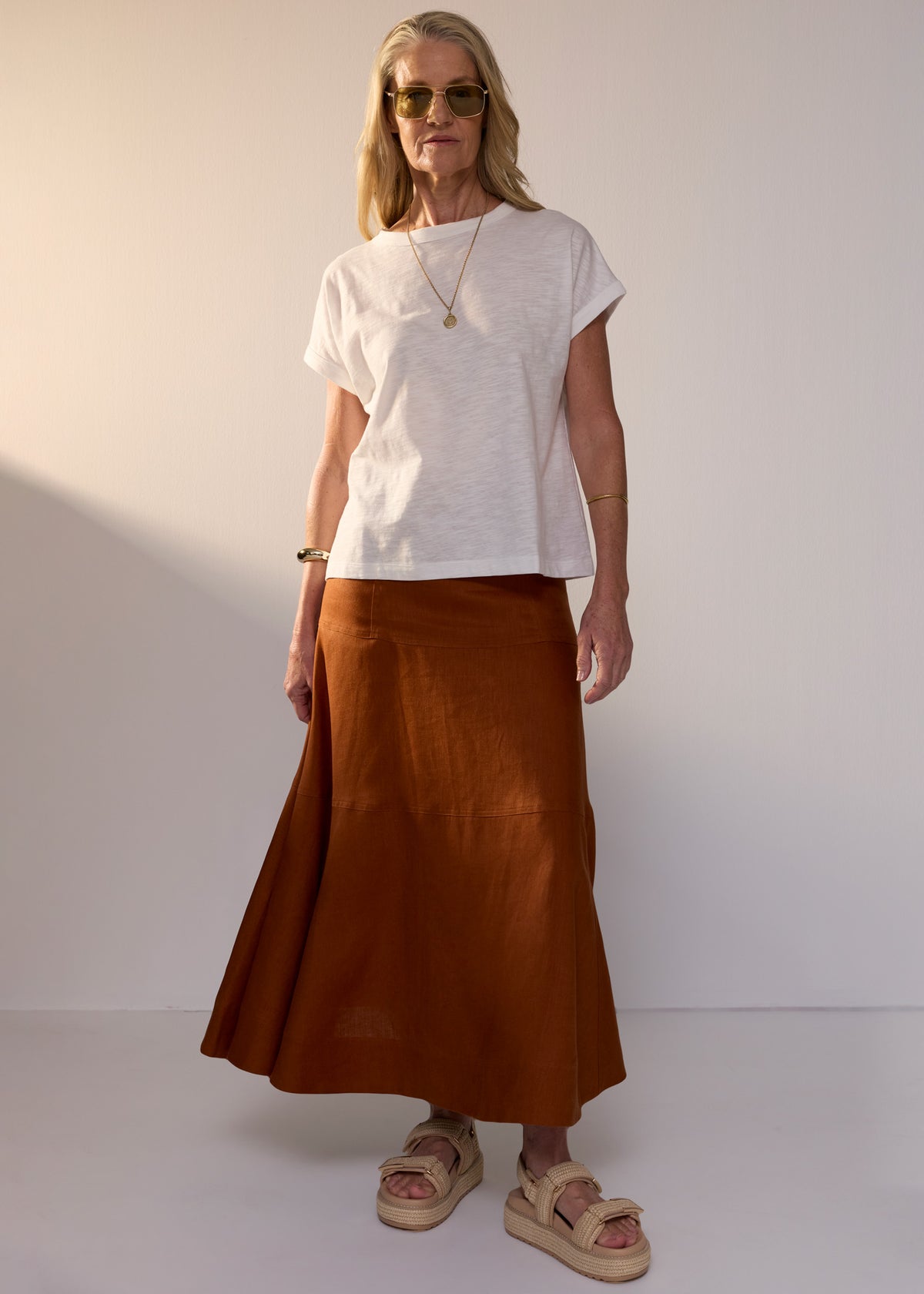 POL | Mast Tee | White