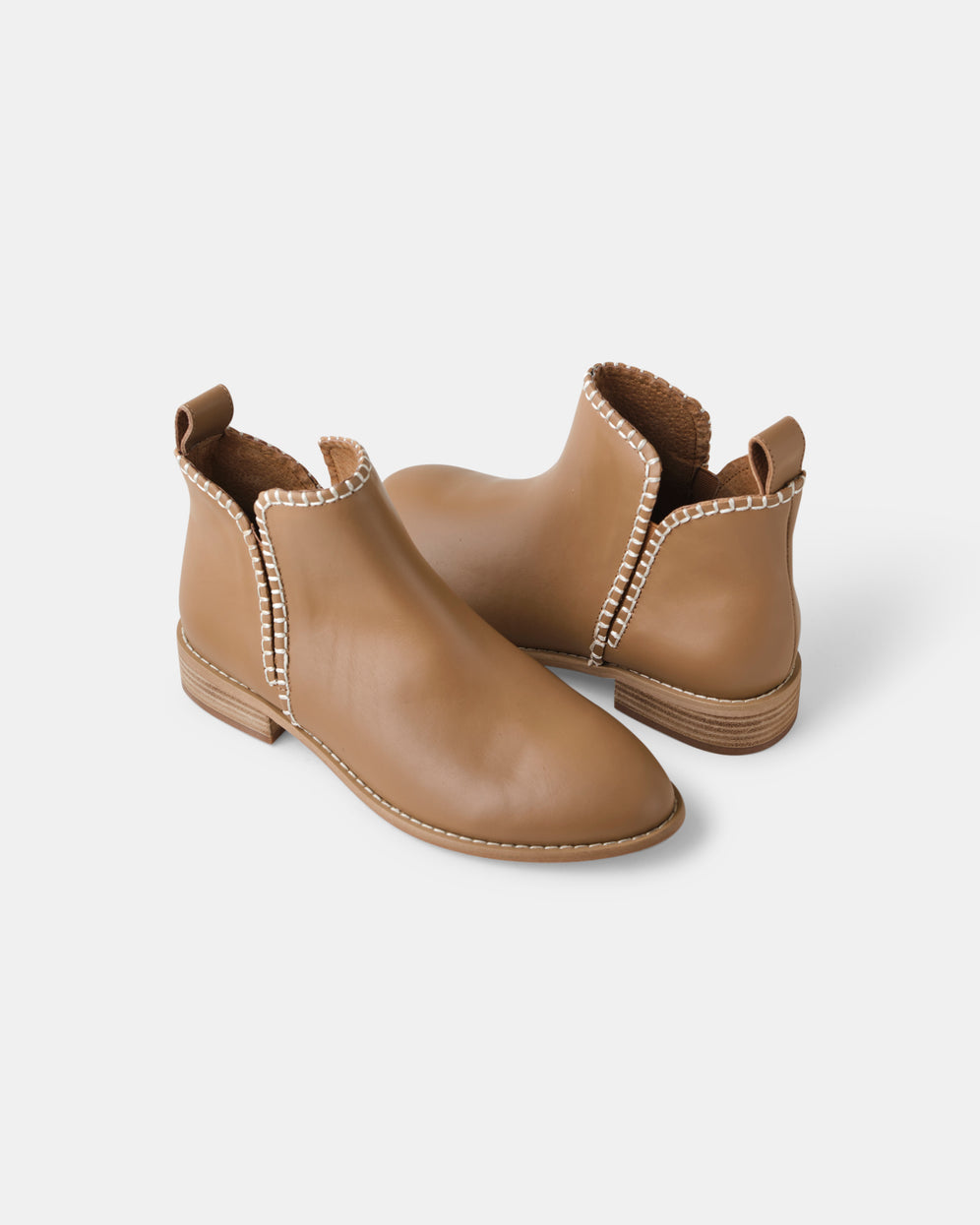 Douglas Stitch Leather Boot - Fawn