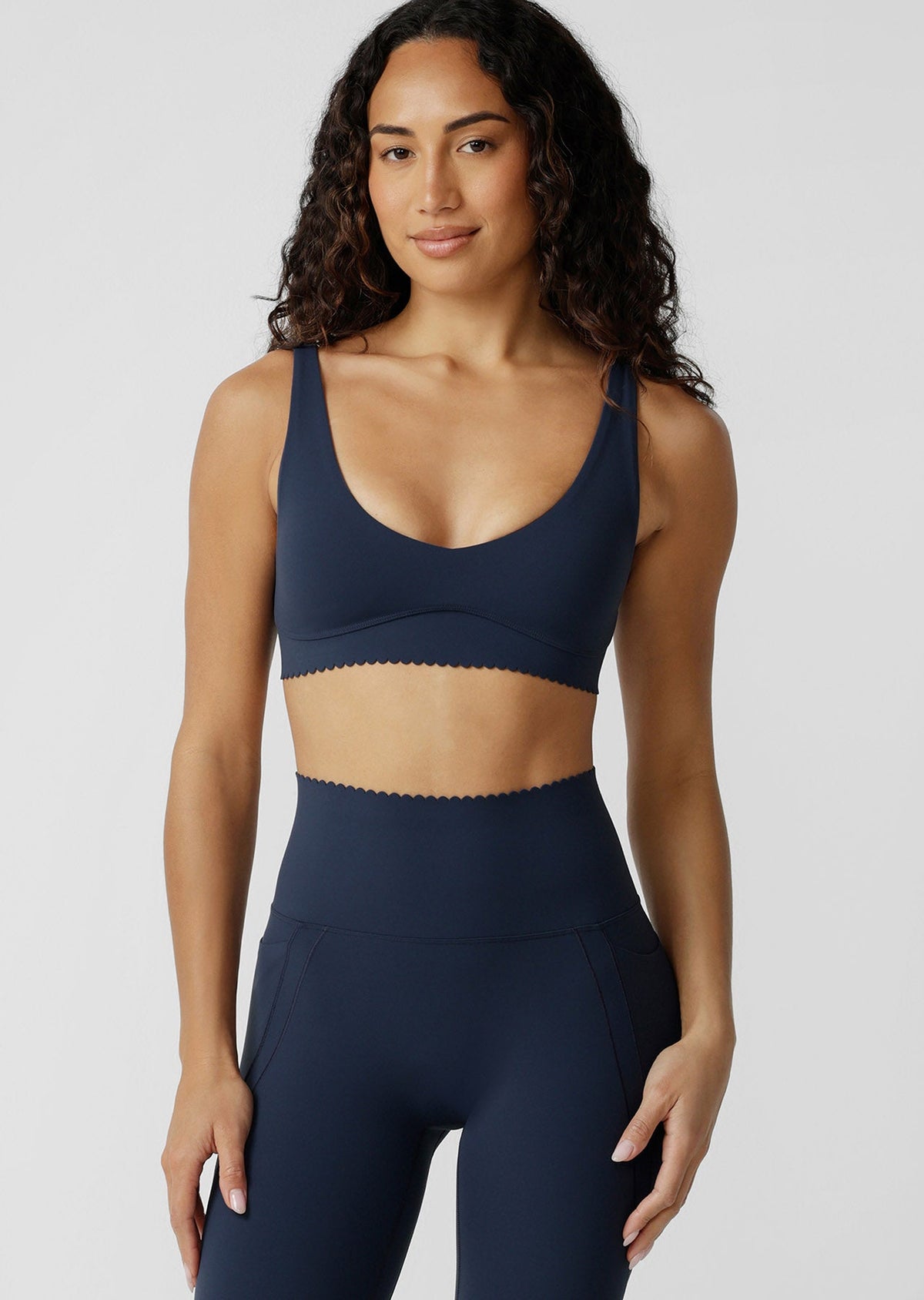 Lorna Jane | Sweet Scallop Edge Sports Bra | Platinum Navy