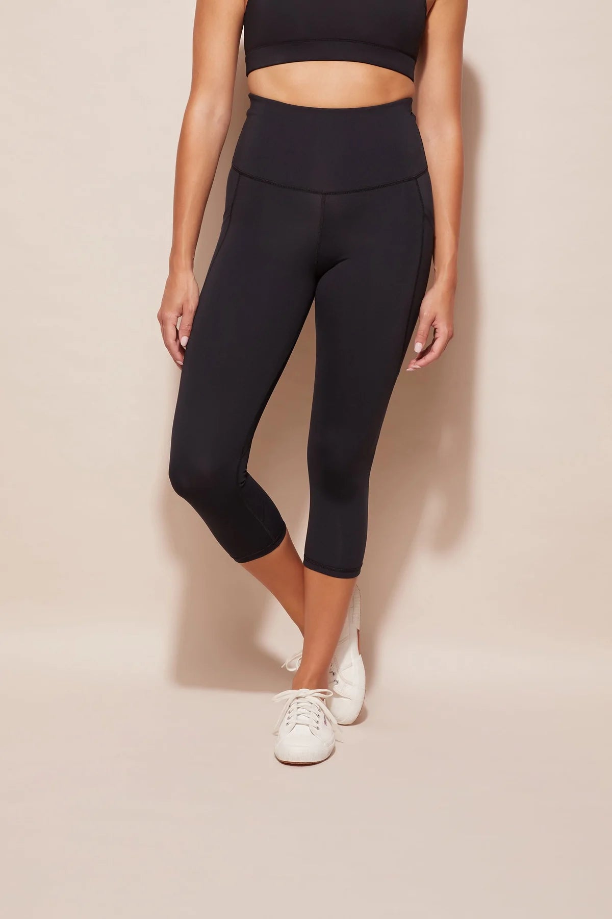 DK Activewear | Essential Midi Tight | Black